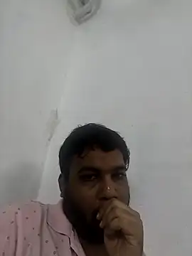 Snapshot of vinay_smalldick chatting on July 2, 2026, 3:51 pm vinay smalldick online show from July 2, 2026, 3:51 pm