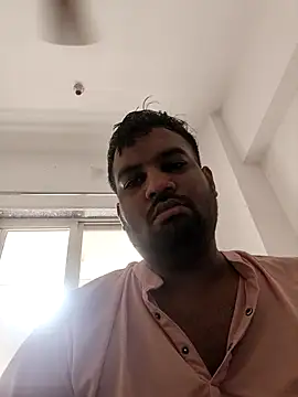 Snapshot of vinay_smalldick chatting on July 12, 2026, 6:04 am vinay smalldick online show from July 12, 2026, 6:04 am
