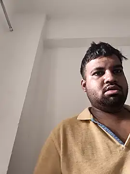 Snapshot of vinay_smalldick chatting on July 14, 2026, 2:05 am vinay smalldick online show from July 14, 2026, 2:05 am