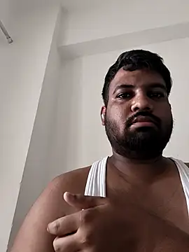 Snapshot of vinay_smalldick chatting on July 24, 2026, 4:21 am vinay smalldick online show from July 24, 2026, 4:21 am