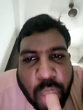 Snapshot of vinay_smalldick chatting on July 25, 2026, 3:42 pm vinay smalldick online show from July 25, 2026, 3:42 pm