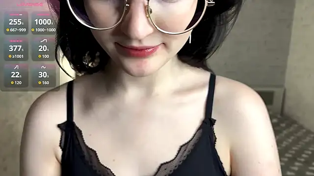 Snapshot of FakeLamb chatting on May 26, 2026, 9:11 pm FakeLamb online show from May 26, 2026, 9:11 pm