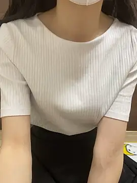 Snapshot of yayoi_jp chatting on June 14, 2026, 3:58 pm yayoi jp online show from June 14, 2026, 3:58 pm