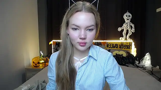 StellaLight online show from October 20, 2025, 12:16 pm