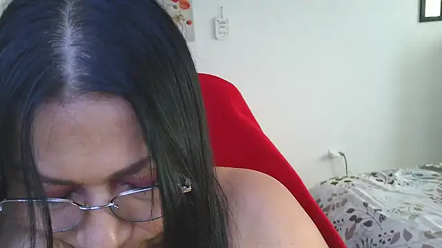 Snapshot of LissafeetHott chatting on May 16, 2026, 7:56 pm LissafeetHott online show from May 16, 2026, 7:56 pm
