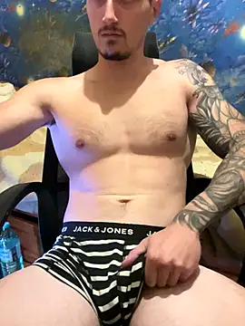 fronkie9384 online show from October 4, 2025, 5:00 pm