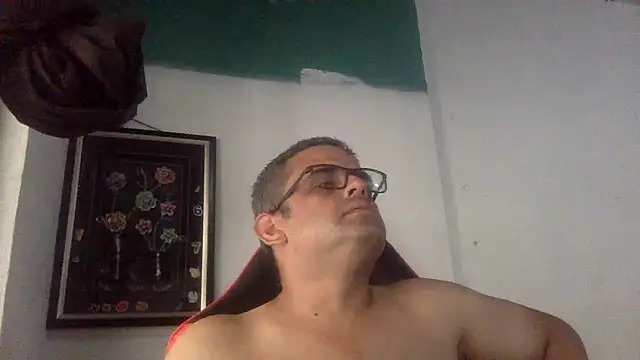 Snapshot of Katracho6969 chatting on June 5, 2026, 8:14 pm Katracho6969 online show from June 5, 2026, 8:14 pm