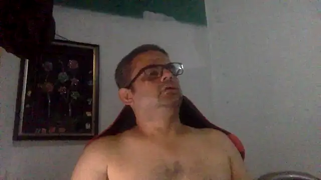 Snapshot of Katracho6969 chatting on June 8, 2026, 12:36 am Katracho6969 online show from June 8, 2026, 12:36 am