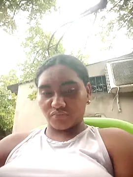 Lucy-Ferr online show from October 27, 2025, 8:13 pm