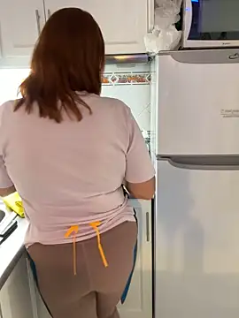 IrishmilfAnna online show from October 8, 2025, 3:42 pm