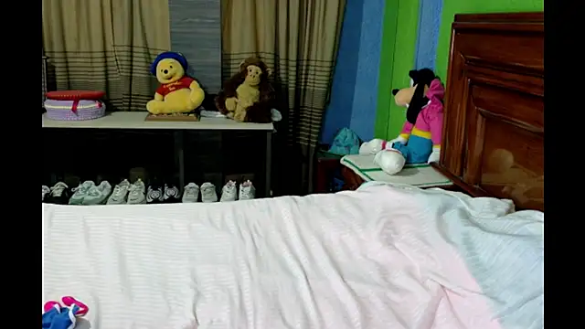Snapshot of _Charlize_theron_ chatting on June 11, 2026, 12:32 am Charlize theron online show from June 11, 2026, 12:32 am