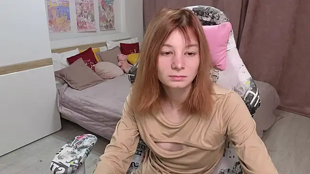 Snapshot of EllinEverly chatting on September 23, 2025, 10:02 pm EllinEverly online show from September 23, 2025, 10:02 pm