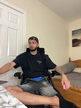 Snapshot of mixedcouplee69 chatting on September 22, 2025, 3:25 pm mixedcouplee69 online show from September 22, 2025, 3:25 pm