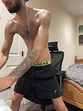 Snapshot of mixedcouplee69 chatting on October 11, 2025, 11:25 pm mixedcouplee69 online show from October 11, 2025, 11:25 pm