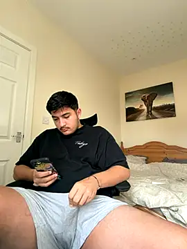 Snapshot of mixedcouplee69 chatting on November 11, 2025, 12:27 pm mixedcouplee69 online show from November 11, 2025, 12:27 pm