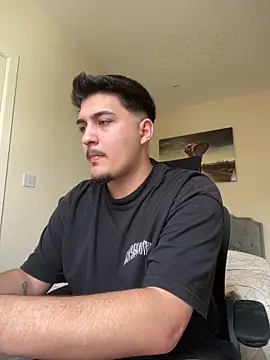 mixedcouplee69 online show from March 20, 2026, 2:44 pm