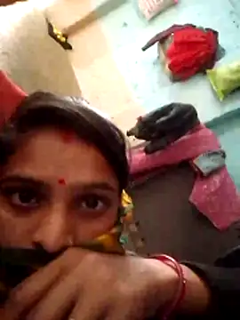 Snapshot of Priyanka_thakurr chatting on December 5, 2025, 9:29 am Priyanka thakurr online show from December 5, 2025, 9:29 am