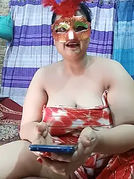 Snapshot of Tanisha-Chy chatting on May 20, 2026, 5:41 pm Tanisha-Chy online show from May 20, 2026, 5:41 pm