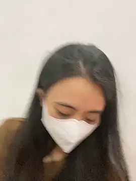 Snapshot of Mochi21 chatting on October 3, 2025, 2:41 am Mochi21 online show from October 3, 2025, 2:41 am