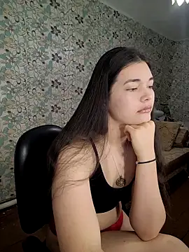 Albi Glow online show from October 15, 2025, 2:01 am