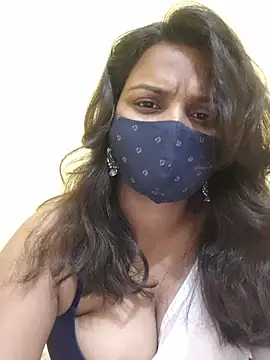 Snapshot of cutie_pei002 chatting on July 1, 2026, 5:12 pm cutie pei002 online show from July 1, 2026, 5:12 pm