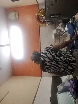 meenu bhabhi547 online show from September 9, 2025, 3:50 am