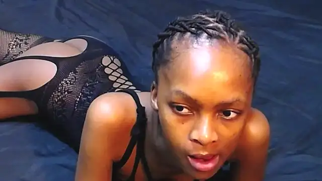 BetzLeexoxo online show from February 3, 2026, 6:35 pm