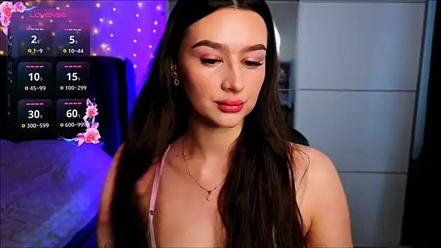 Veronica Larsson online show from February 24, 2026, 8:23 am