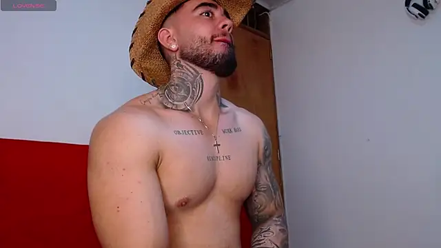 Snapshot of tommyblessd1 chatting on November 9, 2025, 1:04 am tommyblessd1 online show from November 9, 2025, 1:04 am