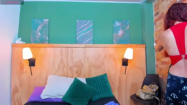 aliceandsia online show from January 11, 2026, 12:43 pm