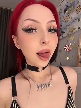 Snapshot of Lina_Thornton_ chatting on February 4, 2026, 11:09 pm Lina Thornton online show from February 4, 2026, 11:09 pm