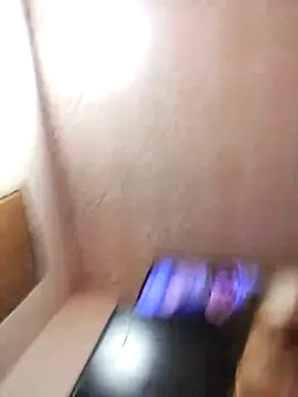 Naomi-Mature online show from November 6, 2025, 8:04 am