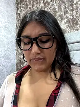 SharaRous online show from September 27, 2025, 12:10 pm