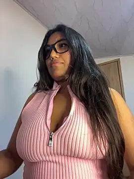 SharaRous online show from February 3, 2026, 2:53 am