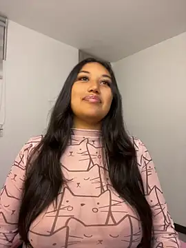 SharaRous online show from June 14, 2026, 1:03 am