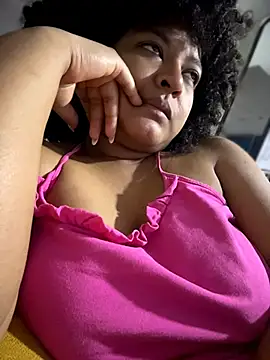 Snapshot of Rizos_hot_official chatting on July 4, 2026, 2:45 pm Rizos hot official online show from July 4, 2026, 2:45 pm