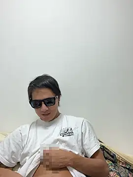 erokami36 online show from September 9, 2025, 5:45 pm