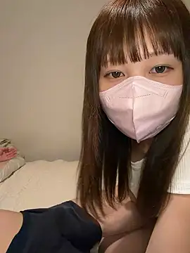 erokami36 online show from May 22, 2026, 3:39 pm