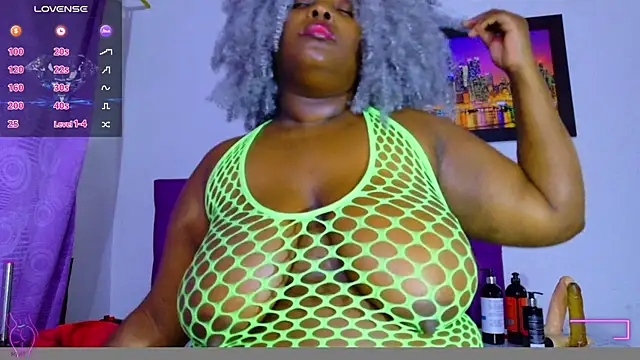 Snapshot of ebony_NeighborMoans chatting on July 7, 2026, 7:23 am ebony NeighborMoans online show from July 7, 2026, 7:23 am