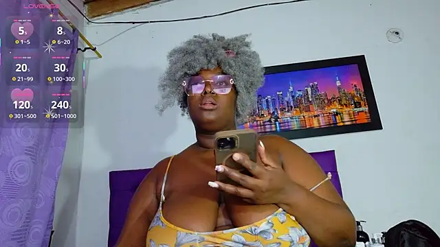 Snapshot of ebony_NeighborMoans chatting on August 5, 2026, 3:09 am ebony NeighborMoans online show from August 5, 2026, 3:09 am
