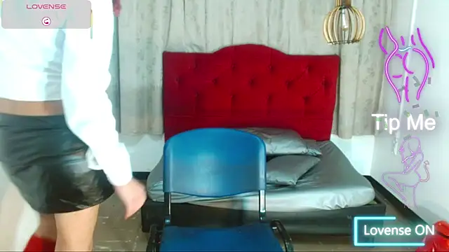 luisa  torres online show from March 18, 2026, 3:42 am