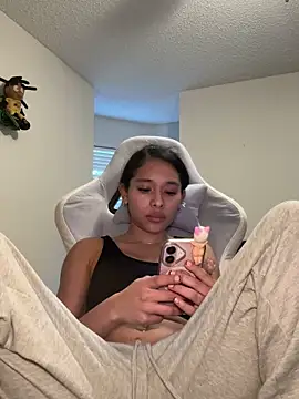 cupcakemia online show from March 20, 2026, 10:47 pm