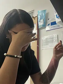 marianm29 online show from January 14, 2026, 2:01 pm