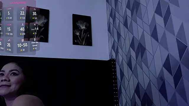 Snapshot of mamaneedsfun chatting on October 4, 2025, 12:47 pm mamaneedsfun online show from October 4, 2025, 12:47 pm