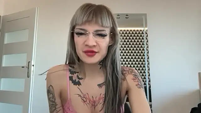 FluffySlutt online show from February 2, 2026, 2:16 pm