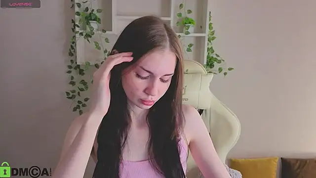 Jennie Hunter online show from December 4, 2025, 9:18 am