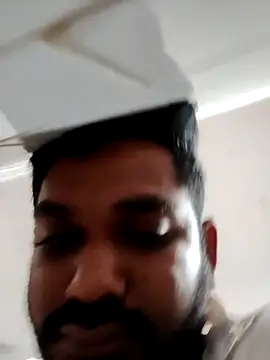 Snapshot of avi007p chatting on September 13, 2025, 9:20 am avi007p online show from September 13, 2025, 9:20 am