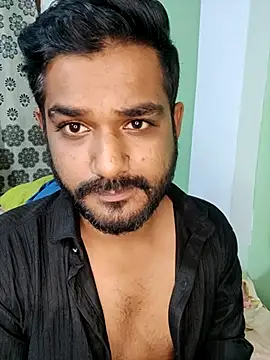 Snapshot of avi007p chatting on September 19, 2025, 10:43 pm avi007p online show from September 19, 2025, 10:43 pm