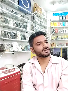 Snapshot of avi007p chatting on October 14, 2025, 8:48 am avi007p online show from October 14, 2025, 8:48 am