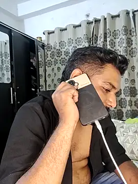 avi007p online show from May 16, 2026, 7:01 pm